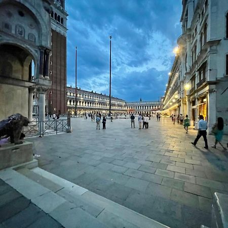San Marco Luxury Apartments Steps From St Marks Venecia Exterior foto
